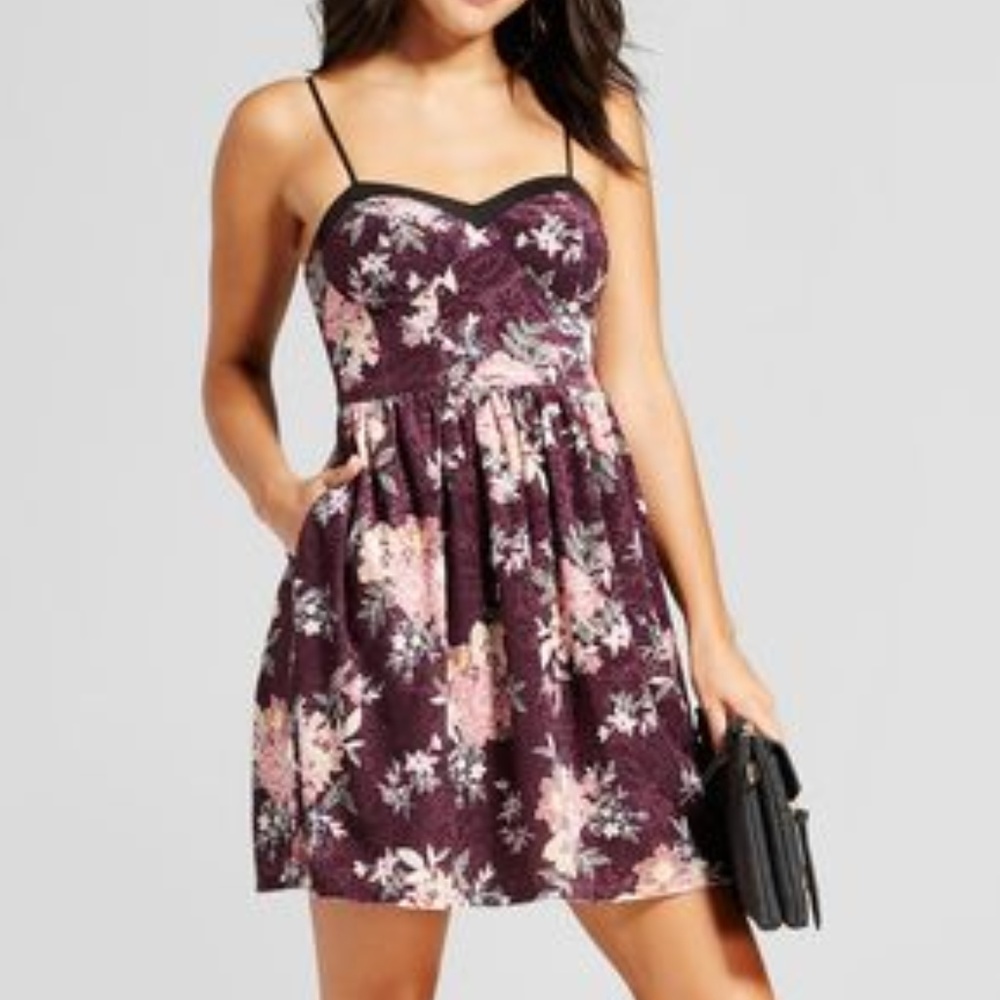 NEW Wineberry Printed Cup Fit & Flare Dress [D2] - Picture 3 of 8